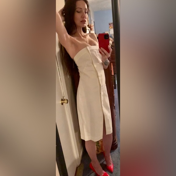 Meet your Posher, Laura - Picture 3 of 11